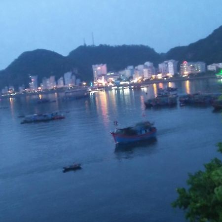 Windy Homestay 깟바 외부 사진