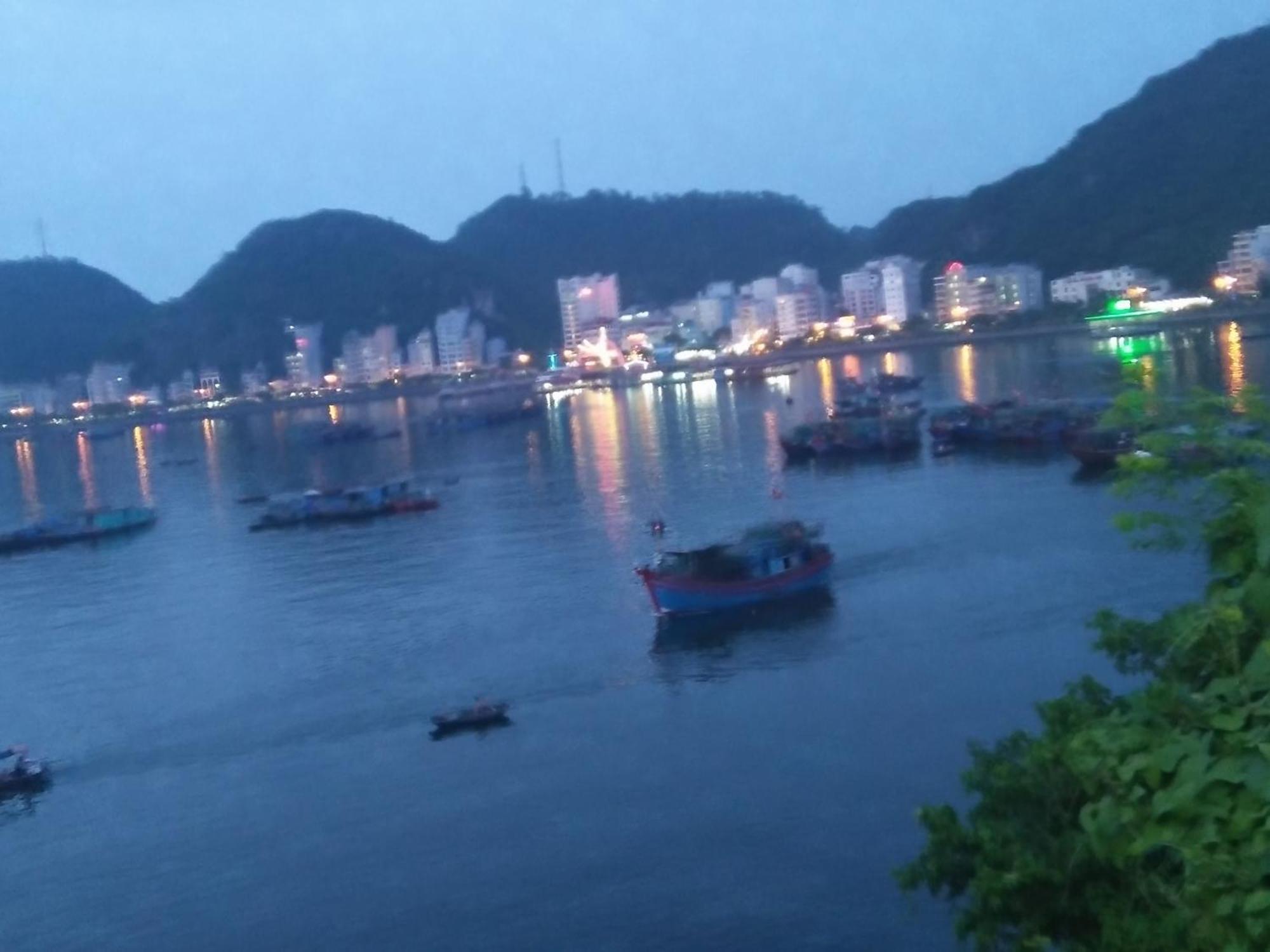 Windy Homestay 깟바 외부 사진